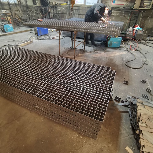平台钢格板钢格栅的适用场景及性能