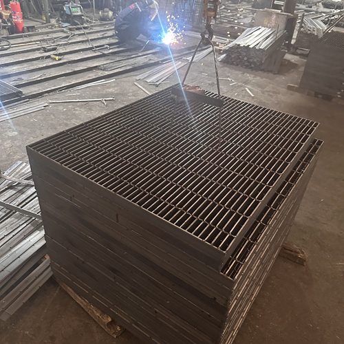 钢格板后期维护省钱技巧定期保养很重要