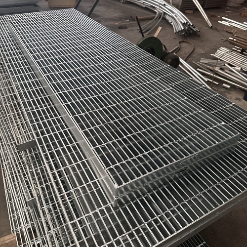 钢格板热镀锌技术好在哪？防腐耐用的核心