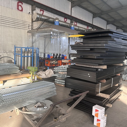 海绵城市建设中钢格板的关键角色