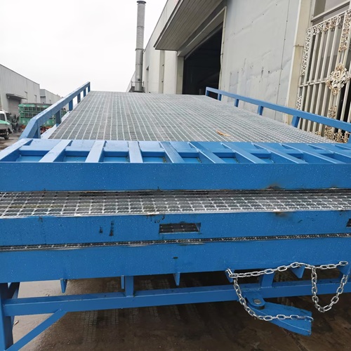 粮仓检修平台钢格板用途及防腐处理