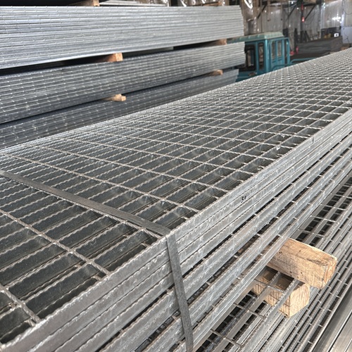 车间操作平台钢格板用途与铺设方案