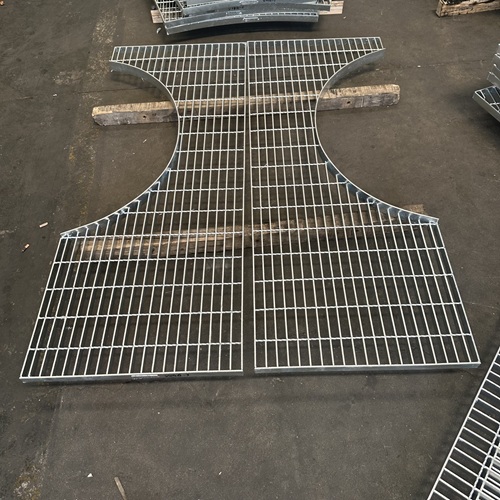 钢格板树池盖板美化城市环境